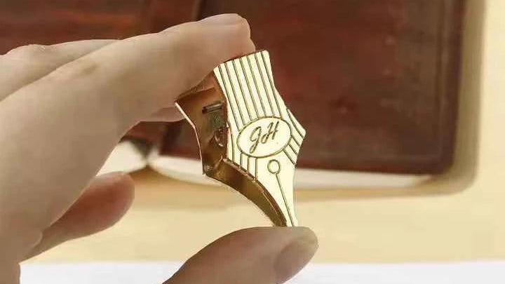 Gold Fountain Pen Nib Journal Clip