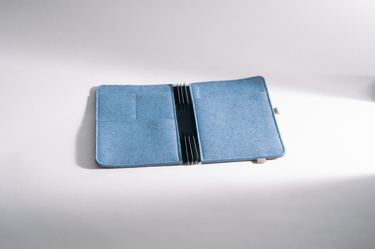 Roterfaden Taschenbegleiter – LTD_034 (Medium)