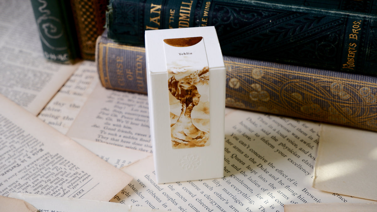 Yehliu- Lennon Tool Bar Fountain Pen Ink