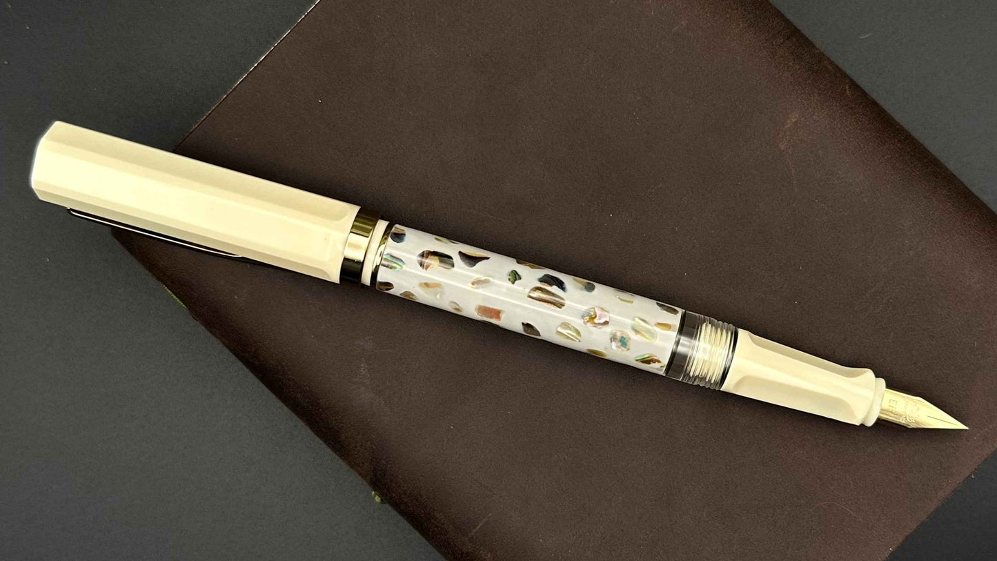 Jinhao 58 Scrimshaw Fountain Pen