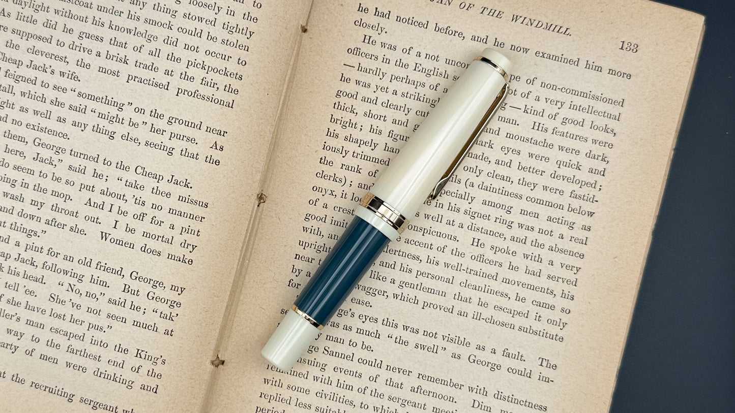 Jinhao 82 Fountain Pen