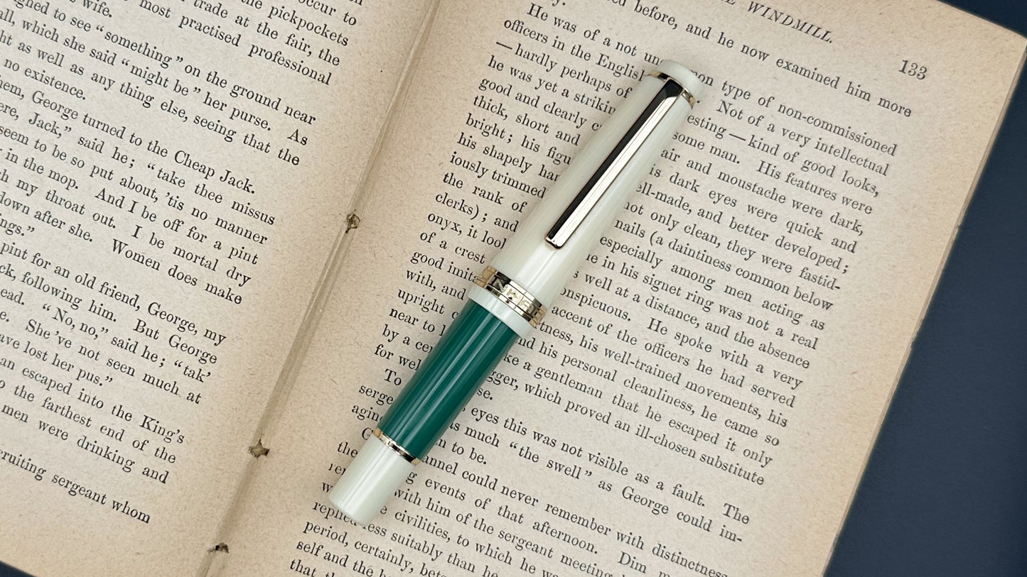 Jinhao 82 Fountain Pen