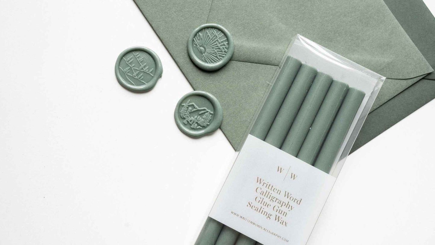 Forest Green Glue Gun Sealing Wax (Box of 5 Sticks)